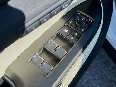 Used 2024 Lexus NX 350 AWD image 22