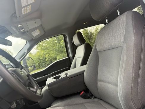 Used 2025 Ford F350 XLT image 14