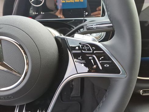 New 2026 Mercedes-Benz E 450 4MATIC Sedan image 21