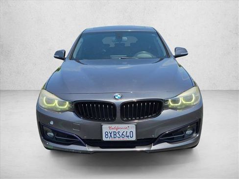 Used 2017 BMW 330i Gran Turismo xDrive AWD/4WD image 2