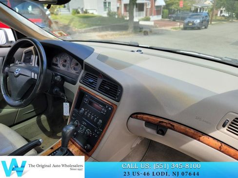 Used 2006 Volvo S60 2.5T FWD image 16