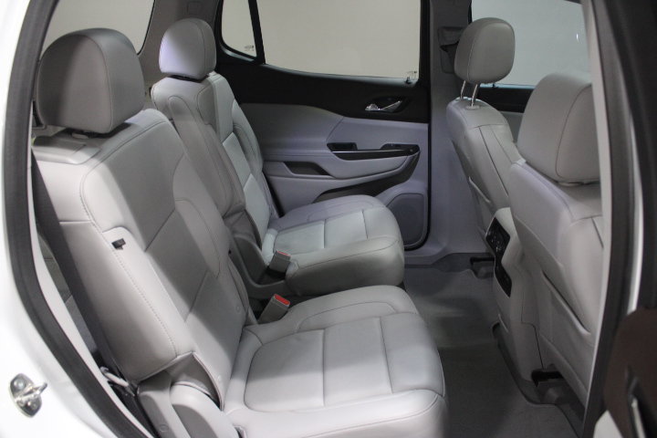 Used 2023 GMC Acadia SLT w/ Preferred Package AWD/4WD image 30