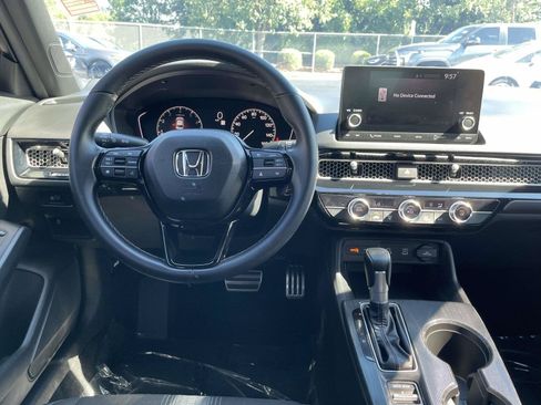 Used 2025 Honda Civic Sport image 11