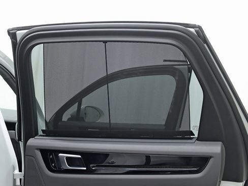 Used 2019 Porsche Cayenne image 34