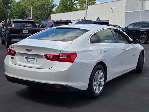 Certified 2025 Chevrolet Malibu LT FWD image 13
