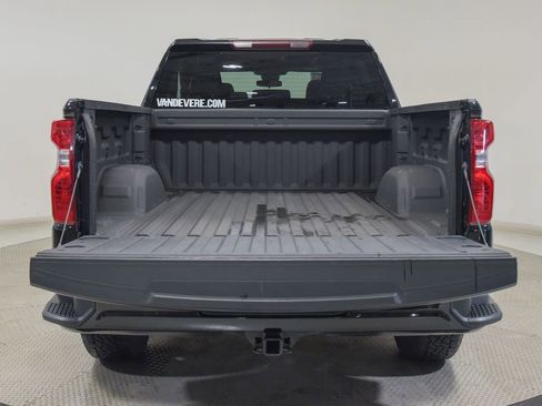 Used 2023 Chevrolet Silverado 1500 Custom AWD/4WD image 10