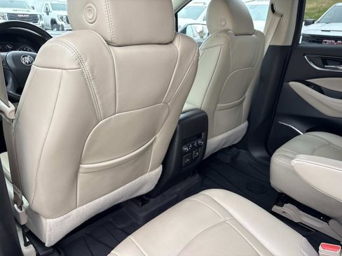 Used 2020 Buick Enclave Premium w/ LPO, Luxury Package image 29