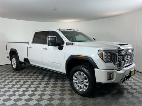 Used 2022 GMC Sierra 3500 Denali AWD/4WD image 3