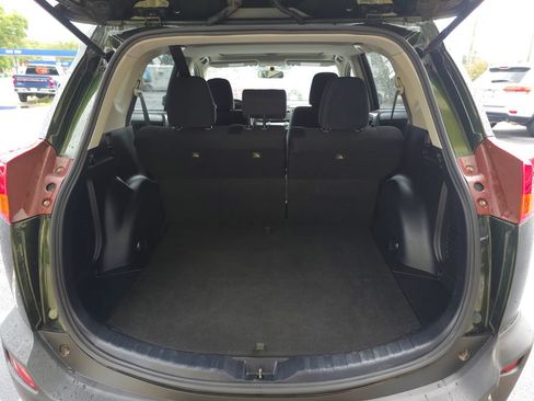 Used 2013 Toyota RAV4 XLE FWD image 20