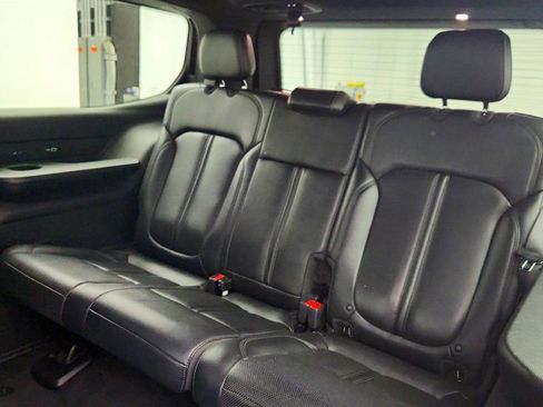 Used 2022 Jeep Wagoneer Series II w/ Convenience Group I image 23