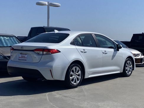 Certified 2026 Toyota Corolla LE FWD image 3