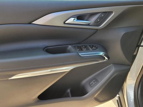 New 2026 Chevrolet Traverse LT w/ Driver Confidence Package FWD image 14