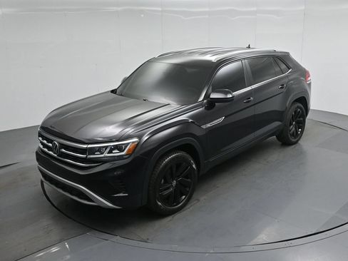 Used 2023 Volkswagen Atlas Cross Sport SE w/ Black Wheel Package AWD/4WD image 36