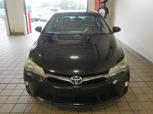 Used 2016 Toyota Camry SE FWD image 11