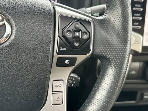 Used 2022 Toyota 4Runner SR5 Premium w/ Moonroof Package image 37