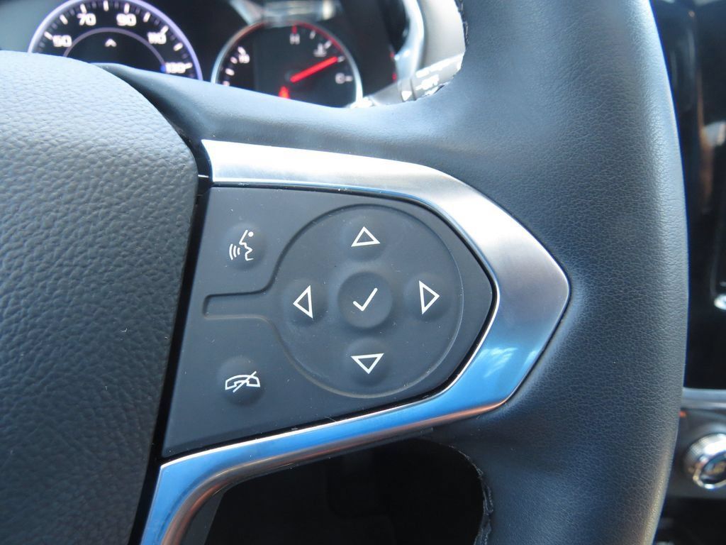 Certified 2023 Chevrolet Traverse Premier FWD image 43
