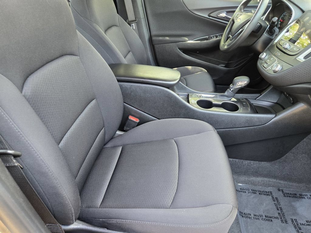 Used 2024 Chevrolet Malibu LS FWD image 11