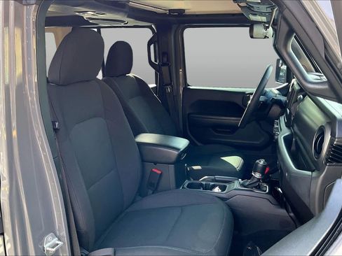 Used 2023 Jeep Wrangler Unlimited Sport AWD/4WD image 8
