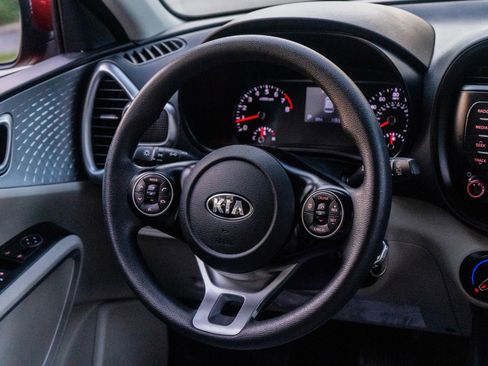 Used 2020 Kia Soul LX image 63