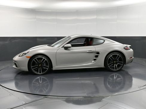 New 2025 Porsche 718 Cayman image 2