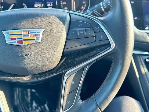 Used 2021 Cadillac XT5 Premium Luxury image 22