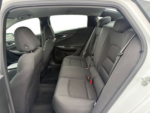 Used 2023 Chevrolet Malibu LS FWD image 16