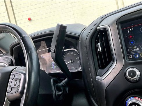 Used 2023 GMC Sierra 3500 Denali w/ Denali Ultimate Package image 30