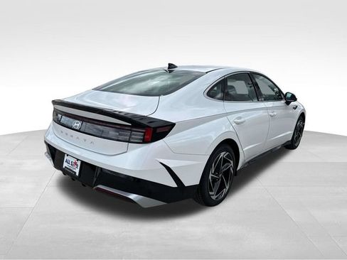 Used 2026 Hyundai Sonata SEL FWD image 10