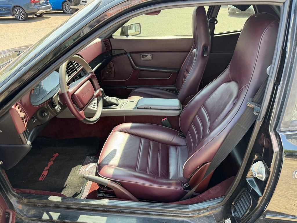 Used 1987 Porsche 944 S RWD image 10