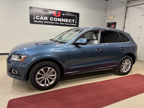 Used 2016 Audi Q5 2.0T Premium Plus w/ Technology Package image 14