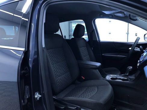 Used 2018 Chevrolet Equinox LT FWD image 23
