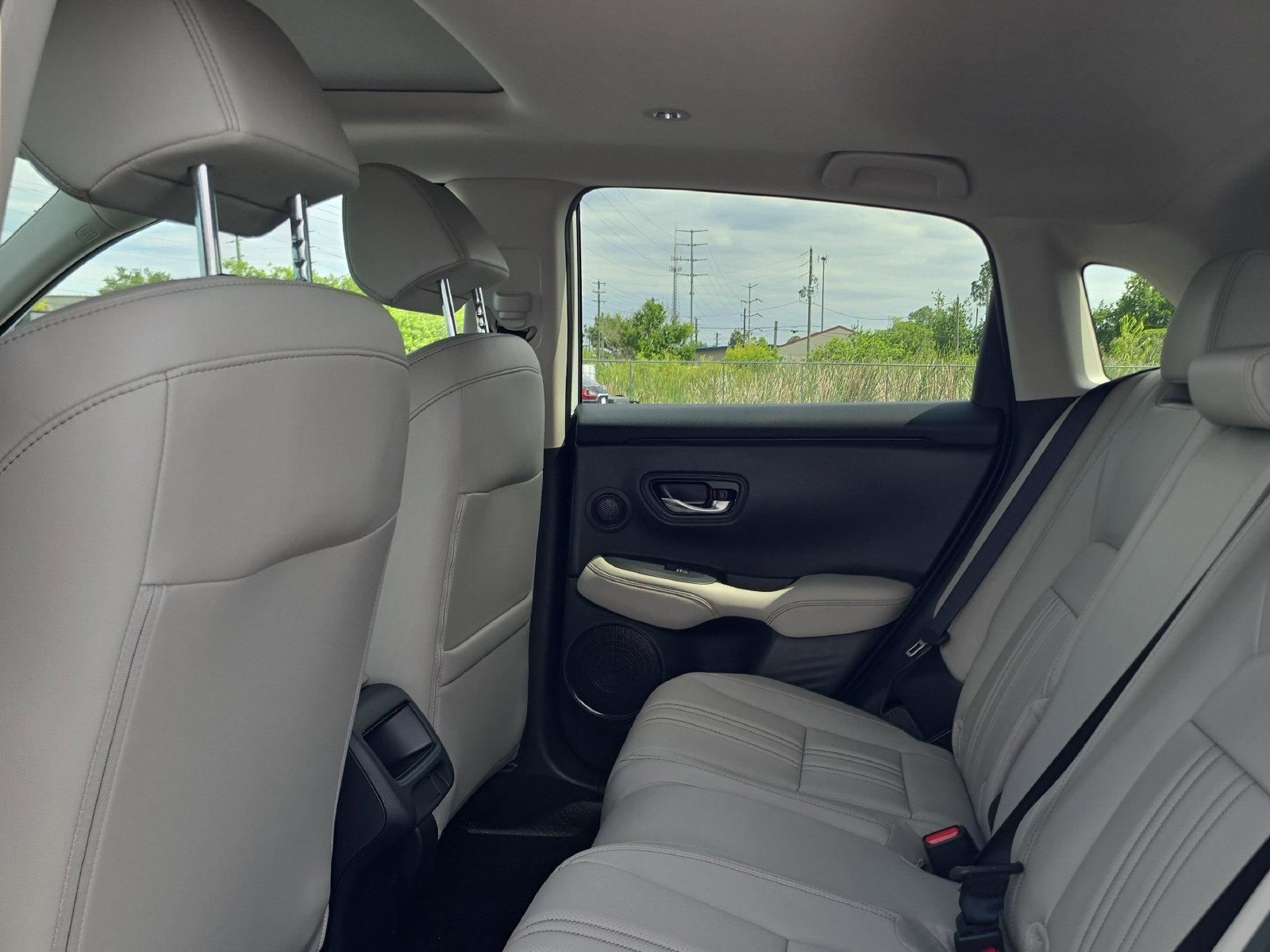 New 2027 Honda HR-V EX-L image 14