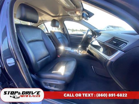 Used 2014 BMW 535i xDrive Sedan image 19