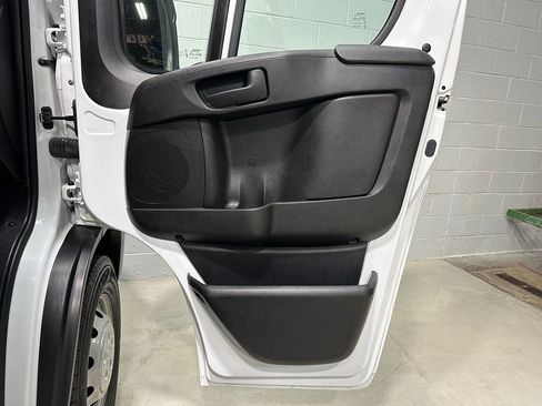 Used 2023 RAM ProMaster 3500 w/ Driver Convenience Group image 12