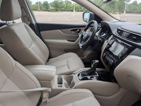 Used 2020 Nissan Rogue Sport SL w/ Premium Package AWD/4WD image 24