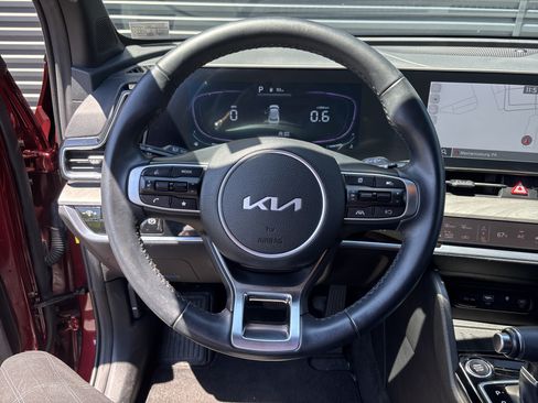 Used 2025 Kia Sportage X-Line AWD/4WD image 29