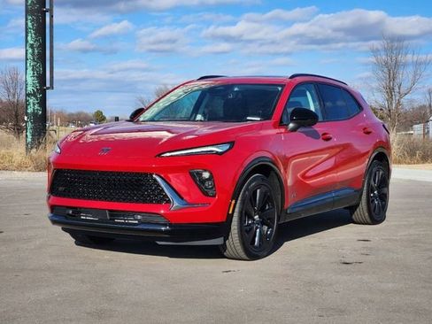 New 2025 Buick Envision Sport Touring image 2