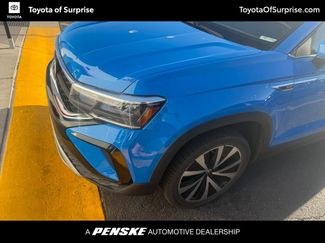 Used 2022 Volkswagen Taos SE w/ Panoramic Sunroof Package video 1