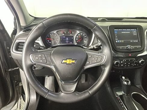 Used 2019 Chevrolet Equinox LT FWD image 14