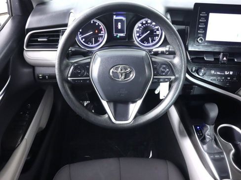 Used 2023 Toyota Camry LE image 29