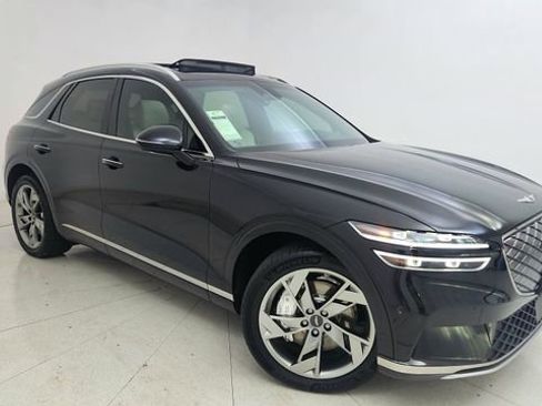 Used 2025 Genesis Electrified GV70 Advanced w/ Prestige Package image 1