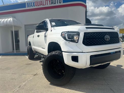 Used 2014 Toyota Tundra SR5 AWD/4WD image 10