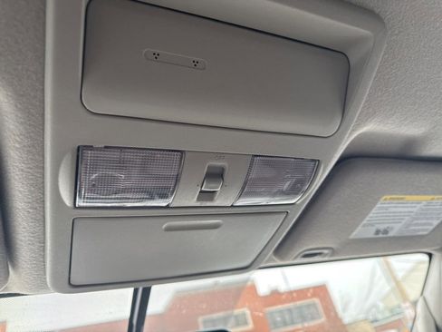 Used 2021 Nissan Frontier SV image 24