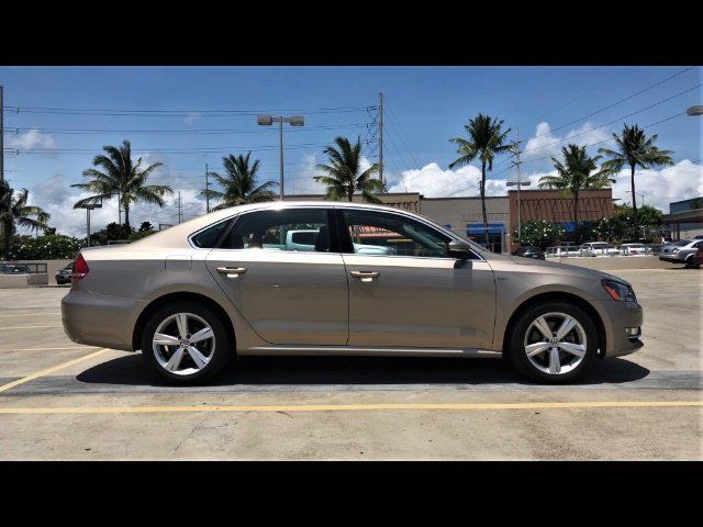 Used 2015 Volkswagen Passat 1.8T Limited Edition FWD image 4
