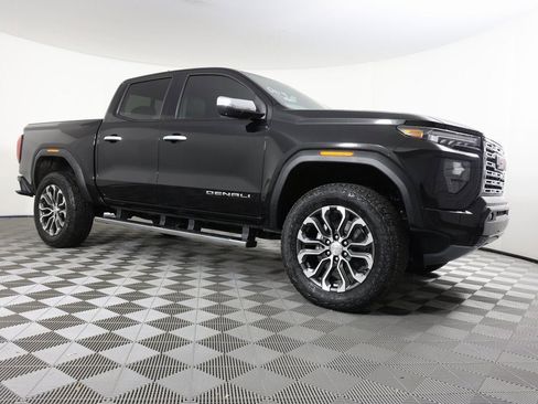 Used 2025 GMC Canyon Denali image 58