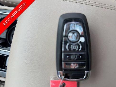 Used 2022 Lincoln Corsair Reserve w/ Equipment Group 201A AWD/4WD image 29