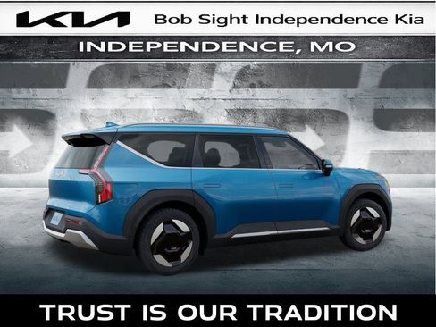 New 2026 Kia EV9 Wind image 6