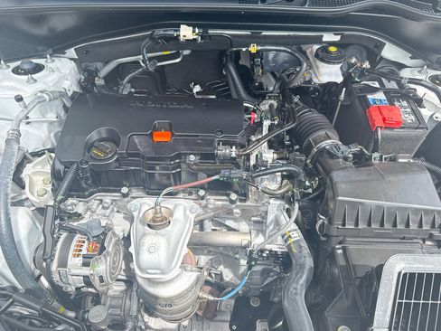 Used 2024 Honda HR-V LX image 34