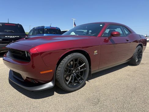 Used 2020 Dodge Challenger R/T Scat Pack image 8