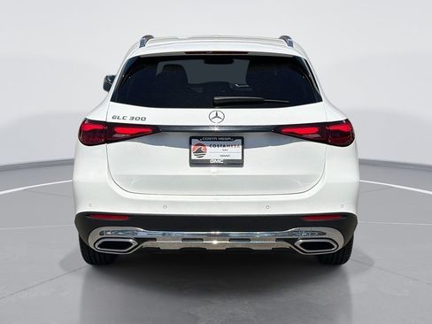 Used 2024 Mercedes-Benz GLC 300 image 4